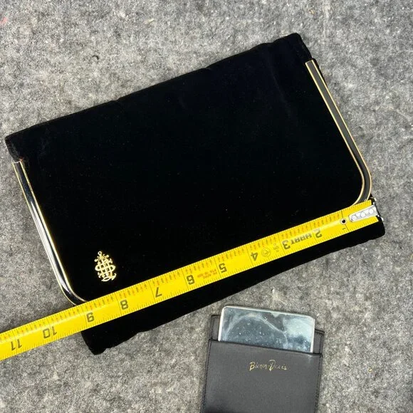 Bienen Davis VTG Black Velvet & Gold Tone Metal Trim Clutch W/ Mirror & Pouch - Picture 3 of 16